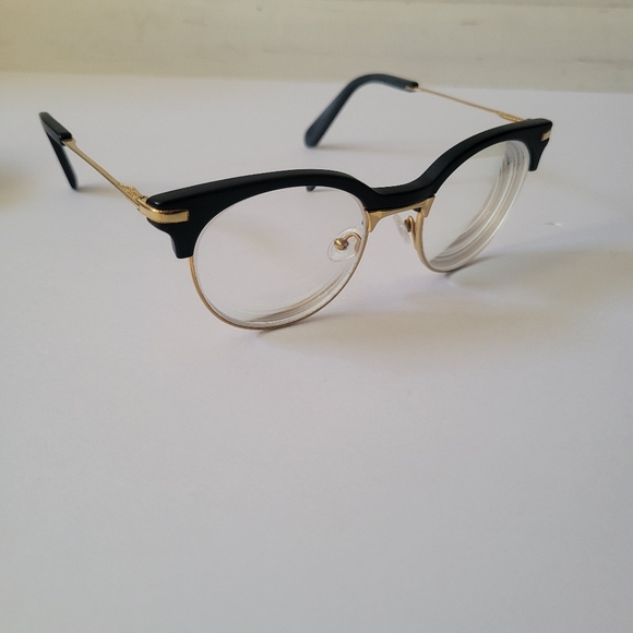Kio Yamato Prescription Glasses - Picture 3 of 3